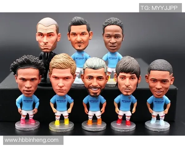 精选足球球星手办摆件收藏装饰展示让你感受绿茵激情魅力